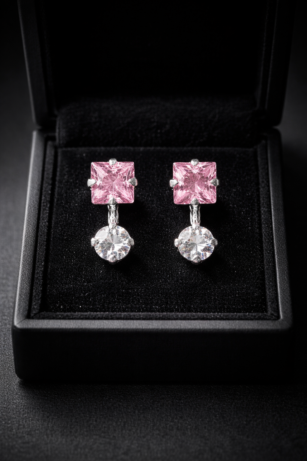 Aretes Plata .925 Zirconia Corte Cuadrado Elegante – Doble Piedra Colgante